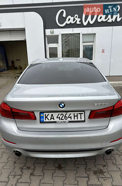 Седан BMW 5 Series 2017 в 