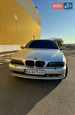 Седан BMW 5 Series 2002 в Запорожье