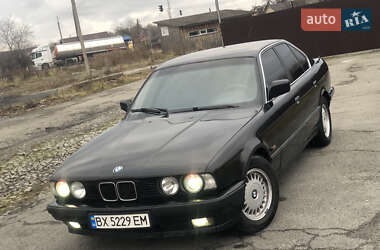 Седан BMW 5 Series 1992 в Шепетівці