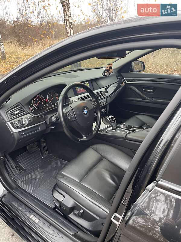 Седан BMW 5 Series 2011 в Запоріжжі