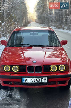 Седан BMW 5 Series 1989 в Житомире