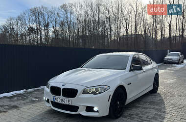 Седан BMW 5 Series 2012 в Чернівцях