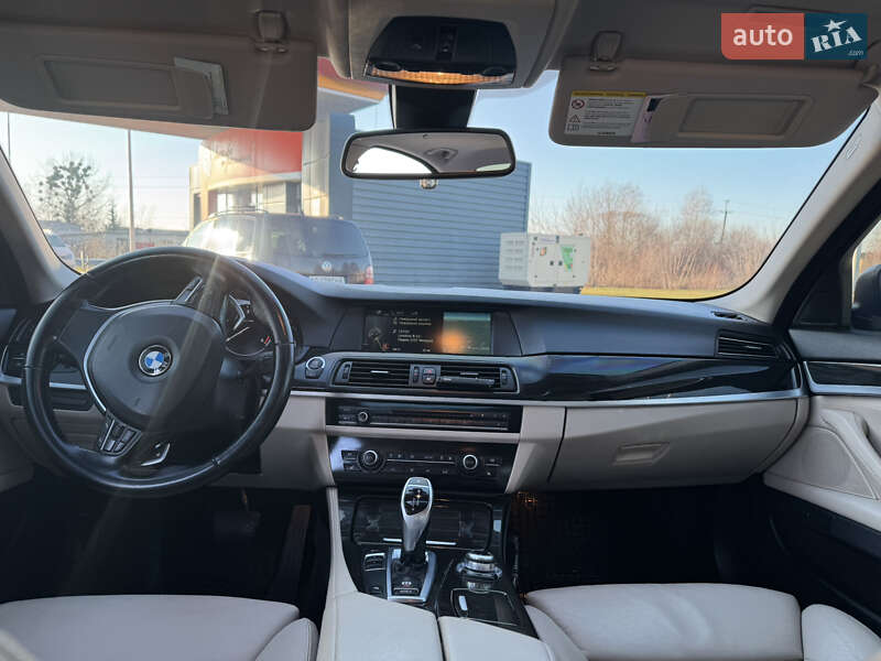 Седан BMW 5 Series 2012 в Любомлі