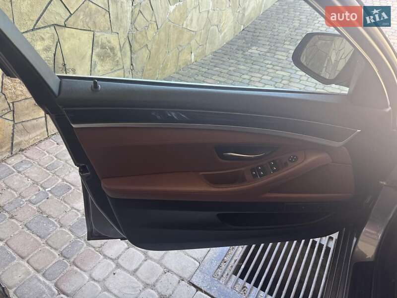 Універсал BMW 5 Series 2013 в Рівному фото 92 Універсал BMW 5 Series 2013 в Рівному