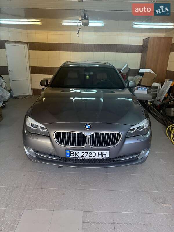 Універсал BMW 5 Series 2013 в Рівному фото 98 Універсал BMW 5 Series 2013 в Рівному