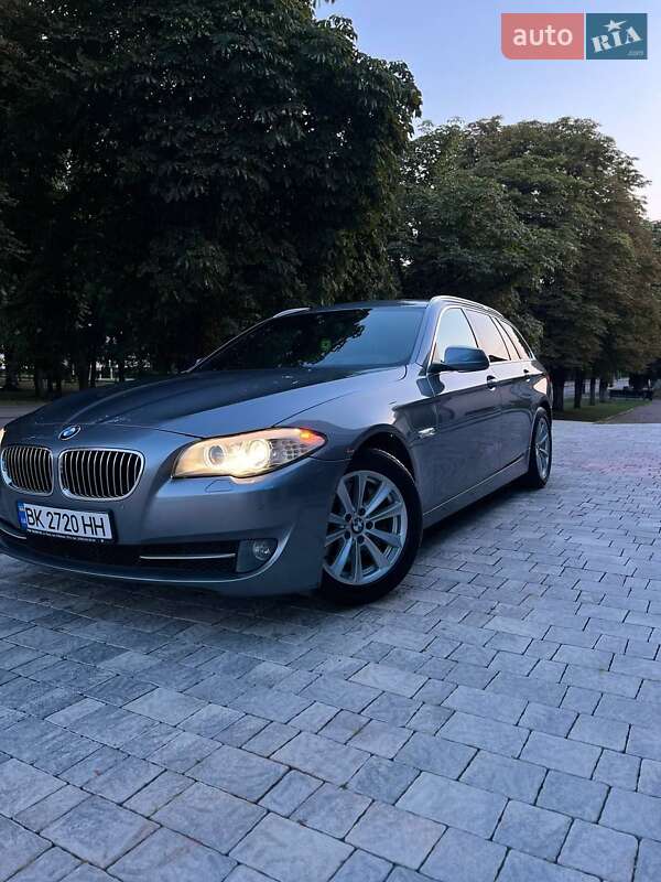 Універсал BMW 5 Series 2013 в Рівному фото 104 Універсал BMW 5 Series 2013 в Рівному