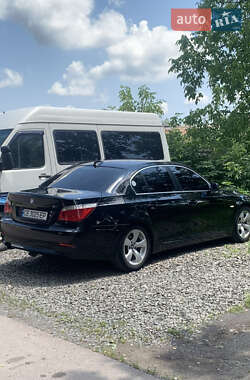 Седан BMW 5 Series 2008 в 