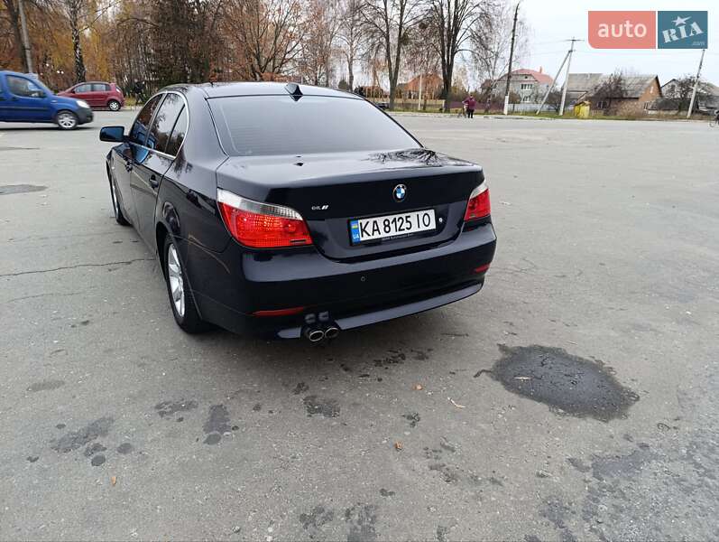 Седан BMW 5 Series 2006 в Полонному