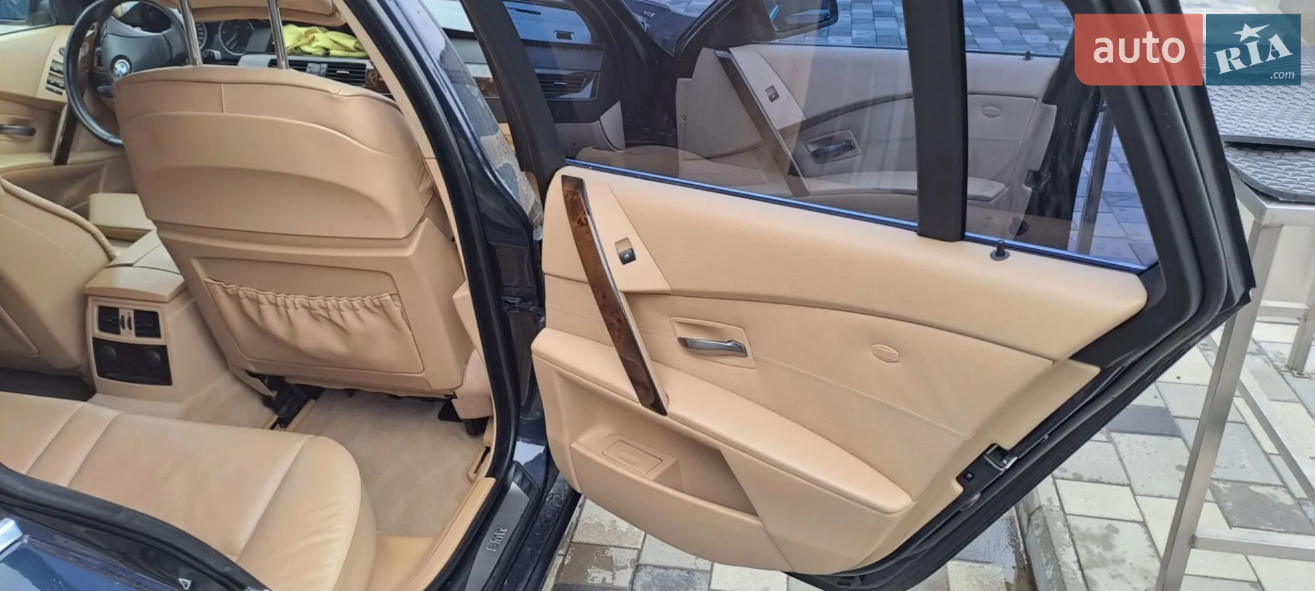 BMW 5 Series 2005 VIN WBAHD61000GK63389 фото оголошення 32 з 61