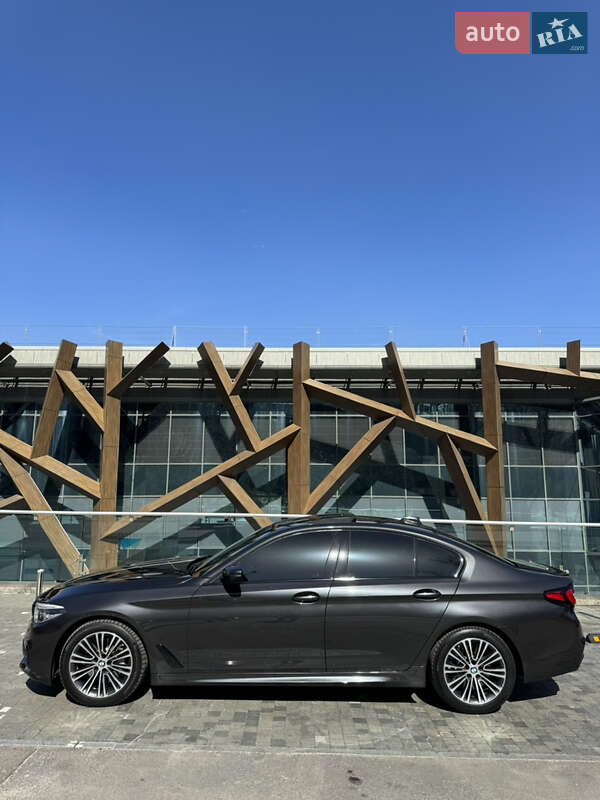Седан BMW 5 Series 2019 в Києві
