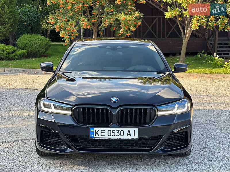 Седан BMW 5 Series 2017 в Дніпрі