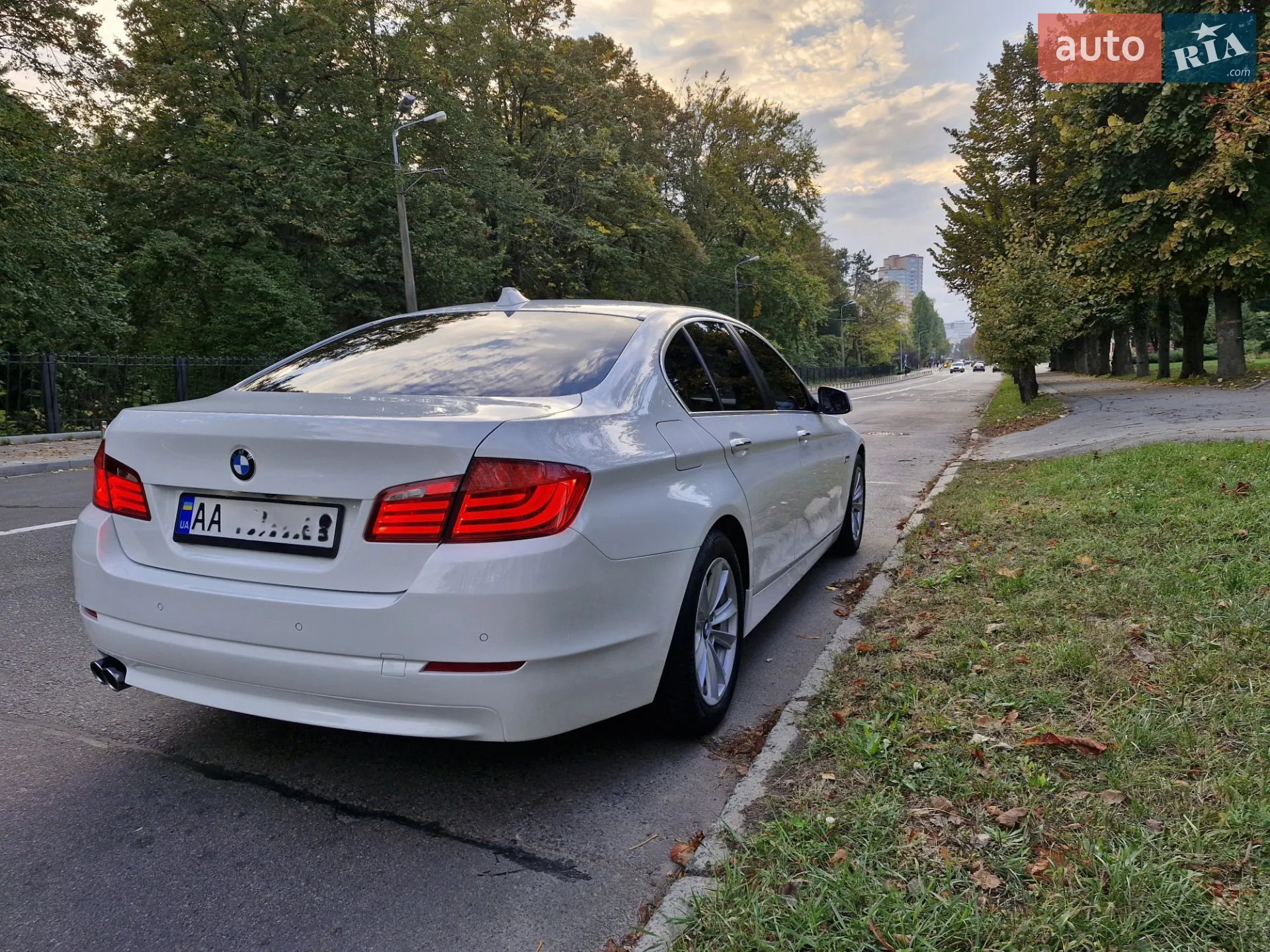 2012 BMW 5er - мініатюра 6