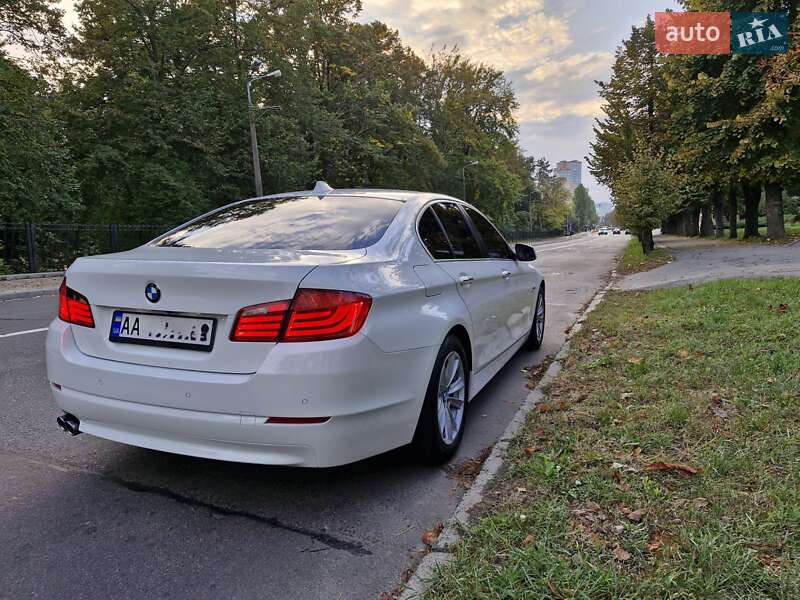 Седан BMW 5 Series 2012 в Киеве