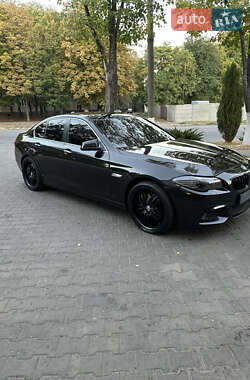 Седан BMW 5 Series 2011 в Харкові