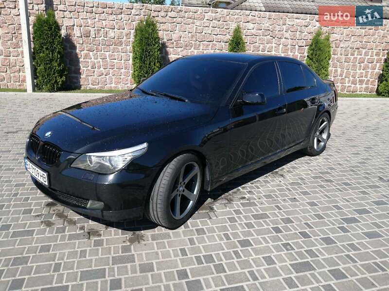 Седан BMW 5 Series 2008 в Кропивницькому