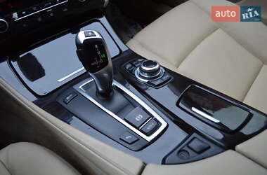 Седан BMW 5 Series 2011 в Львове