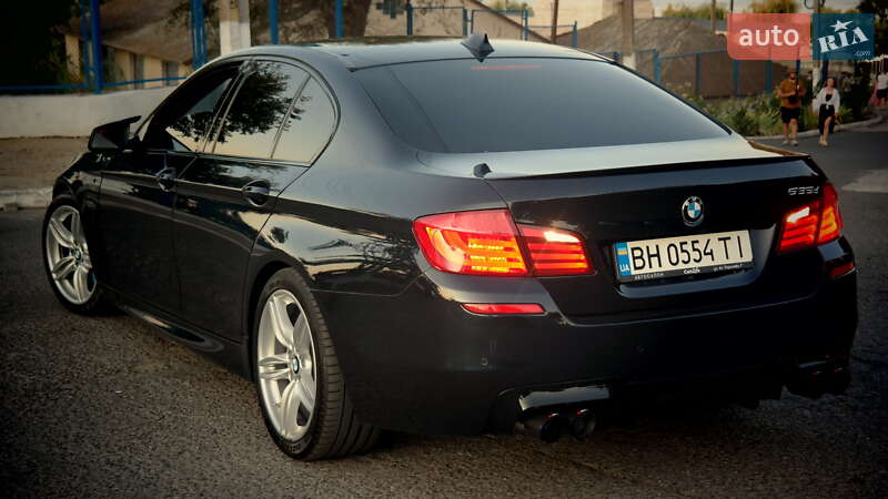 BMW 5 Series 2011