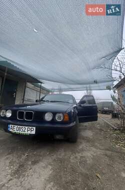 Седан BMW 5 Series 1989 в Дніпрі