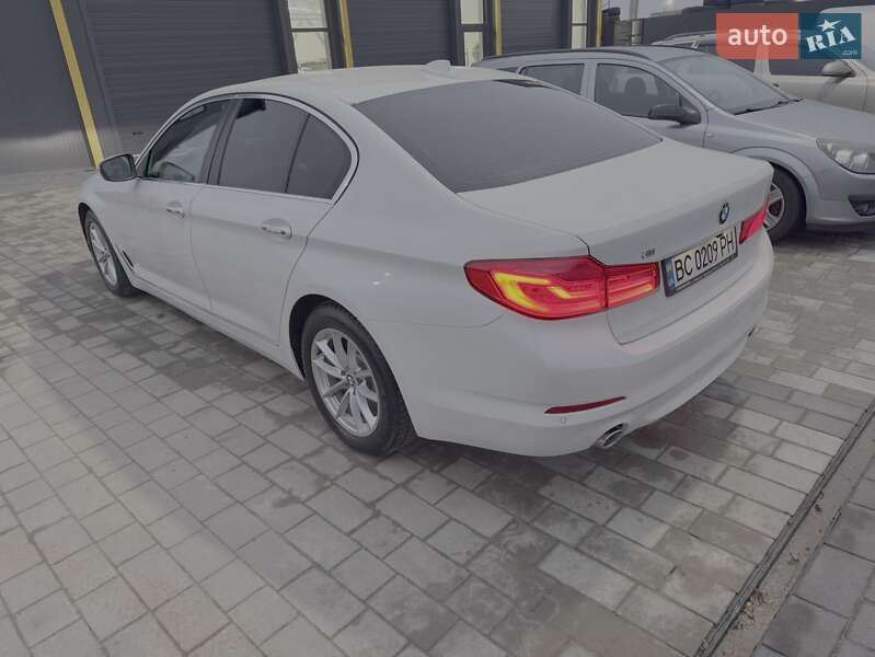 Седан BMW 5 Series 2017 в Львові фото 11 Седан BMW 5 Series 2017 в Львові