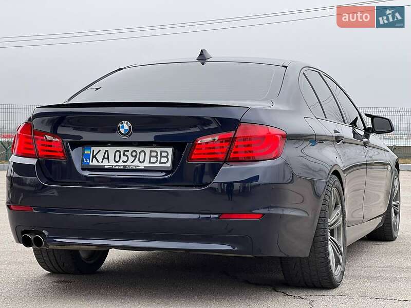 Седан BMW 5 Series 2012 в Львове