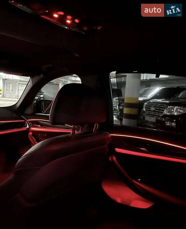 Седан BMW 5 Series 2017 в Киеве