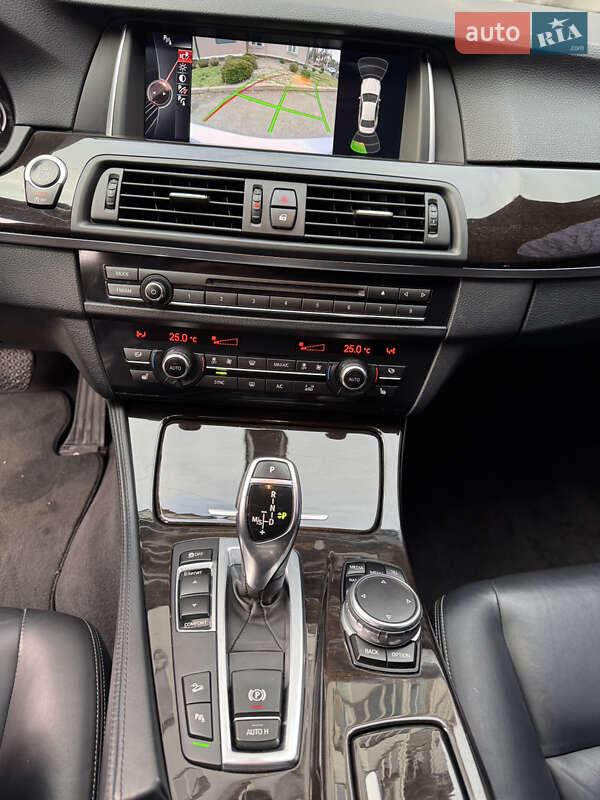 Седан BMW 5 Series 2015 в Ивано-Франковске