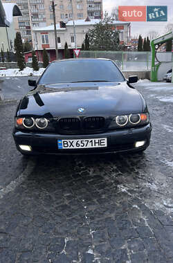 Седан BMW 5 Series 2000 в Хмельницькому