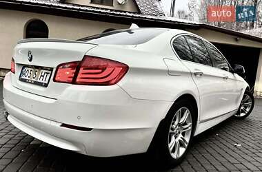 Седан BMW 5 Series 2012 в Тячеве