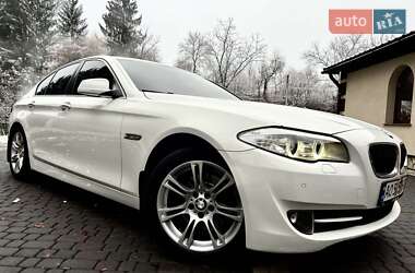 Седан BMW 5 Series 2012 в Тячеве