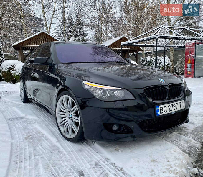 Седан BMW 5 Series 2007 в Львові