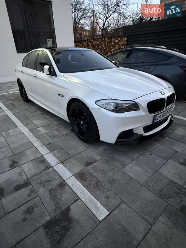 Седан BMW 5 Series 2012 в Києві