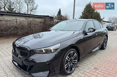 Седан BMW 5 Series 2024 в Києві