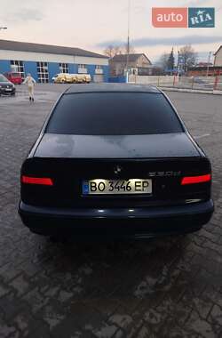 Седан BMW 5 Series 1999 в Бучаче