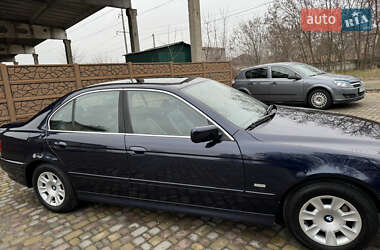 Седан BMW 5 Series 2000 в Запорожье