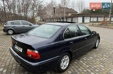 Седан BMW 5 Series 2000 в Запорожье