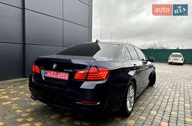 Седан BMW 5 Series 2016 в Львові