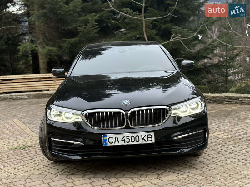 Седан BMW 5 Series 2018 в Дрогобичі