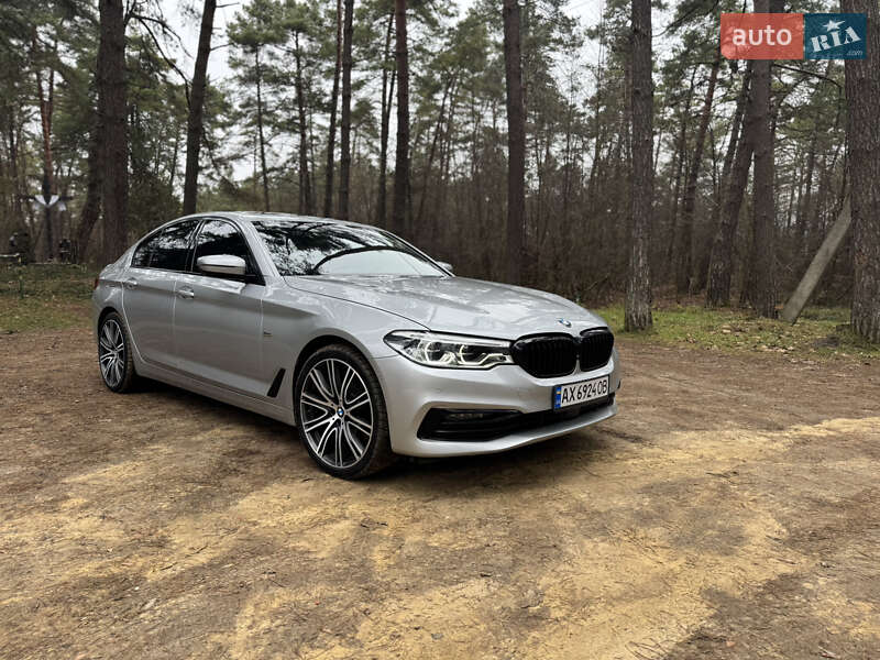 Седан BMW 5 Series 2019 в 