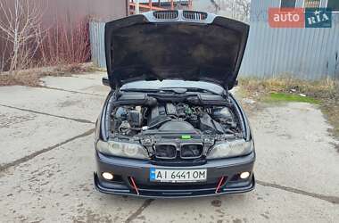 Седан BMW 5 Series 1997 в Ірпені