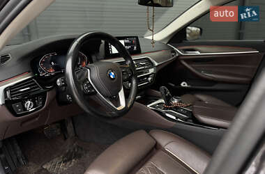 Седан BMW 5 Series 2019 в 