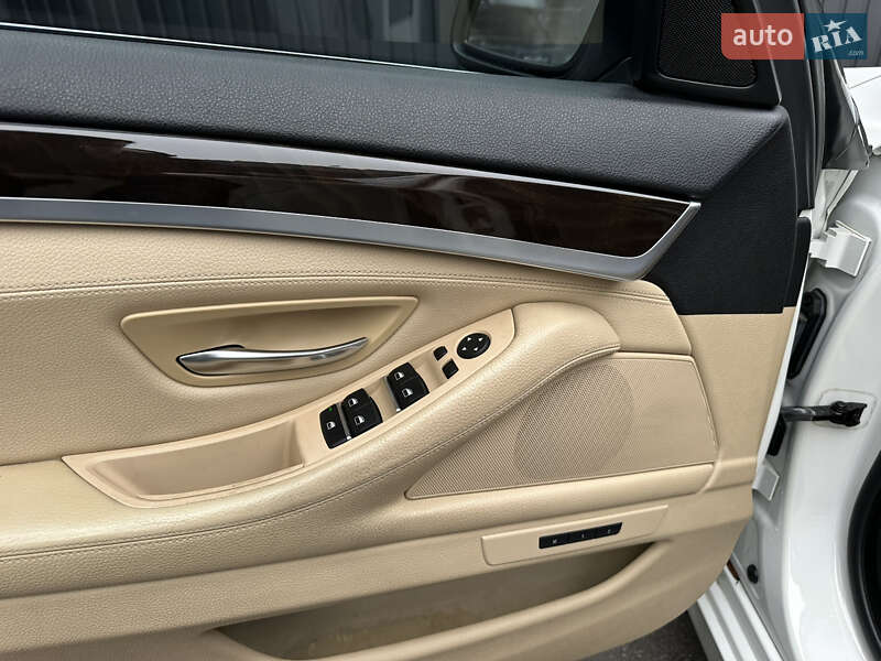 Седан BMW 5 Series 2012 в Киеве