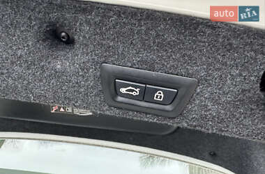 Седан BMW 5 Series 2012 в 