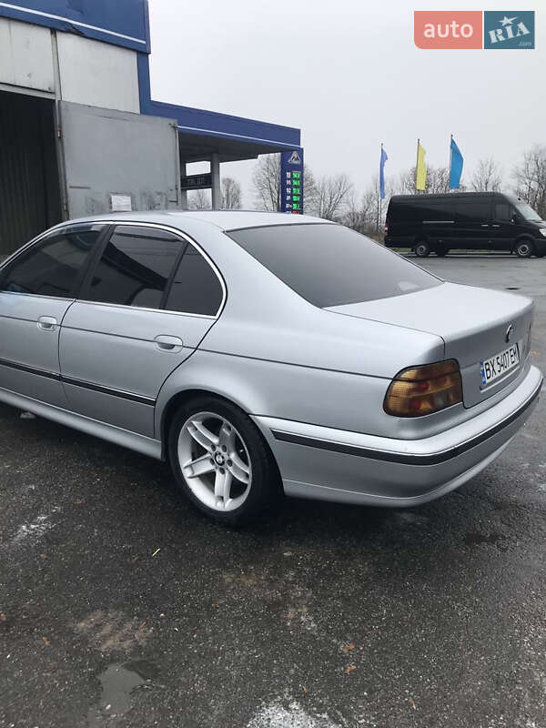 Седан BMW 5 Series 1996 в Волочиске