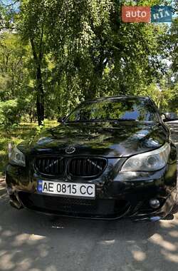 Седан BMW 5 Series 2005 в П'ятихатках