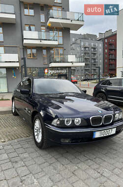 Седан BMW 5 Series 1999 в Львове