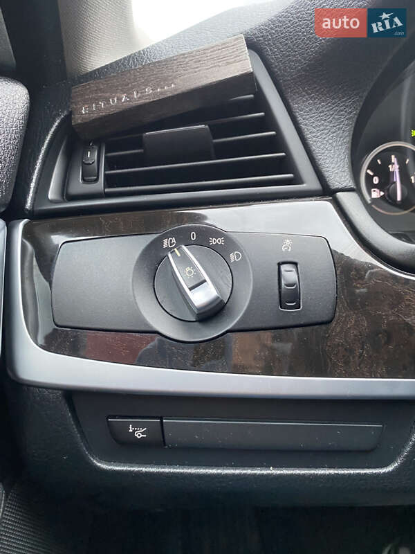 Седан BMW 5 Series 2014 в Киеве