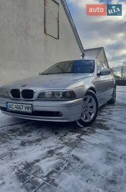 Седан BMW 5 Series 2001 в Камені-Каширському