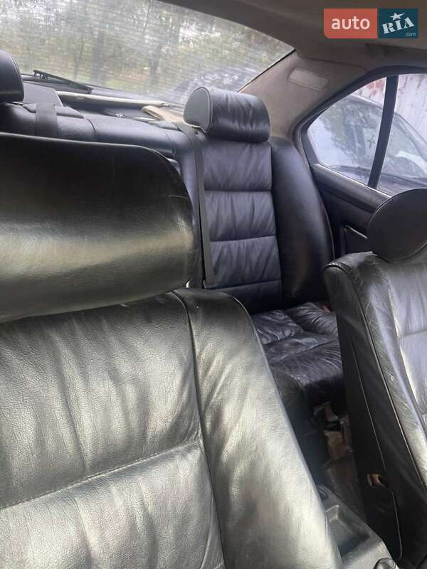 Седан BMW 5 Series 1993 в Вижнице