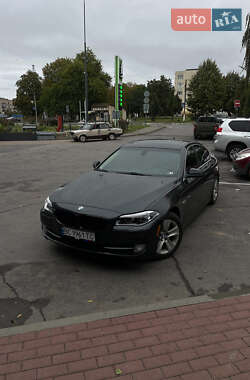 Седан BMW 5 Series 2012 в Ладижині