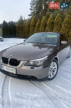 Седан BMW 5 Series 2005 в Львові